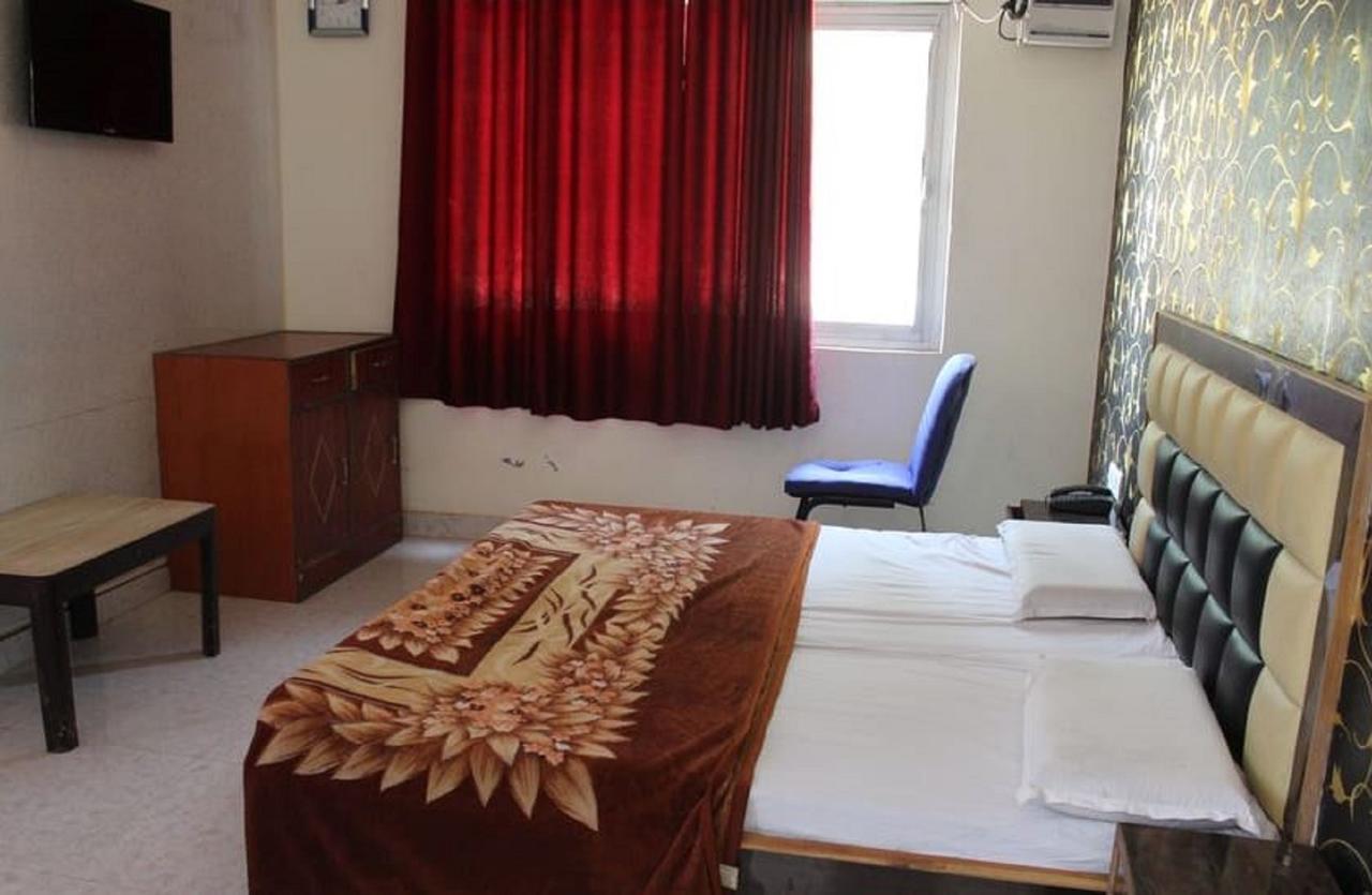 Hotel Apsara , By Soank Hospitality Haridwār Exterior foto